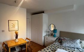 Flat In London